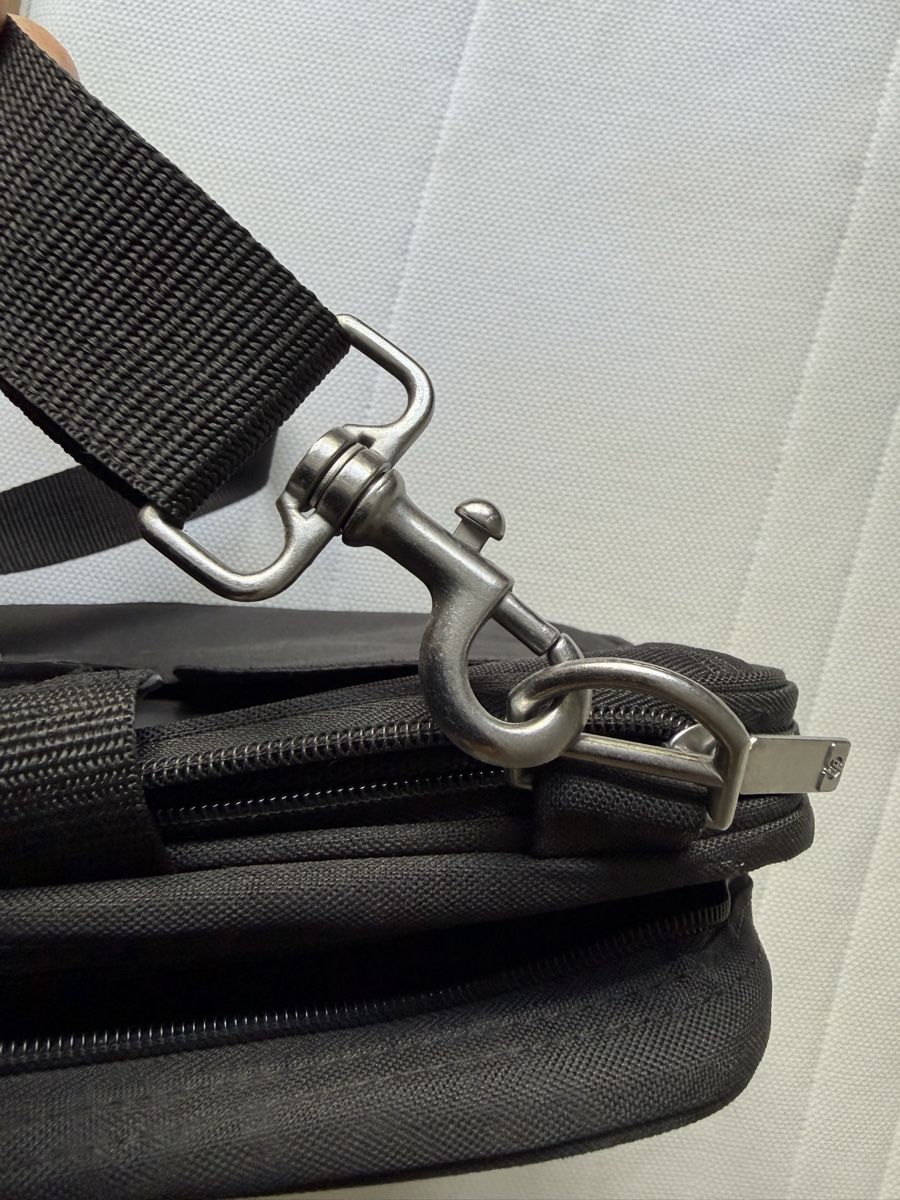 Sacs: Stabile Laptoptasche – D'occasion à zuchwil par solotin74 3