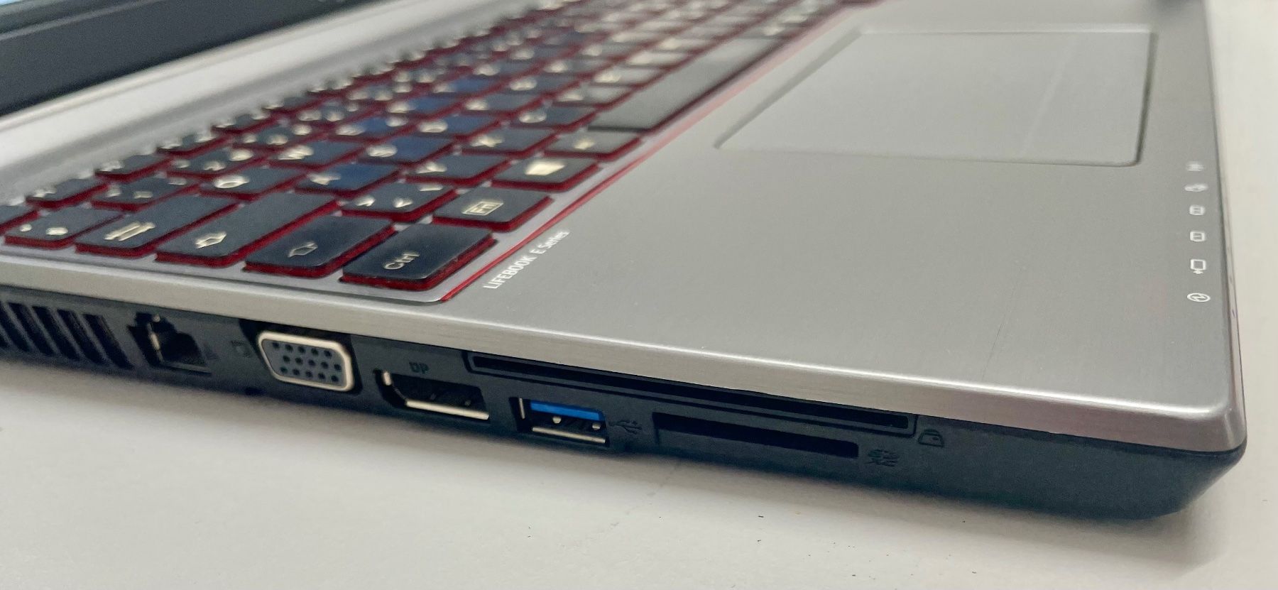 Fujitsu PC: Fujitsu E756 i5/16GB/256GB/Win11pro – Usato da Niederdorf venduto da LeptonAG 2