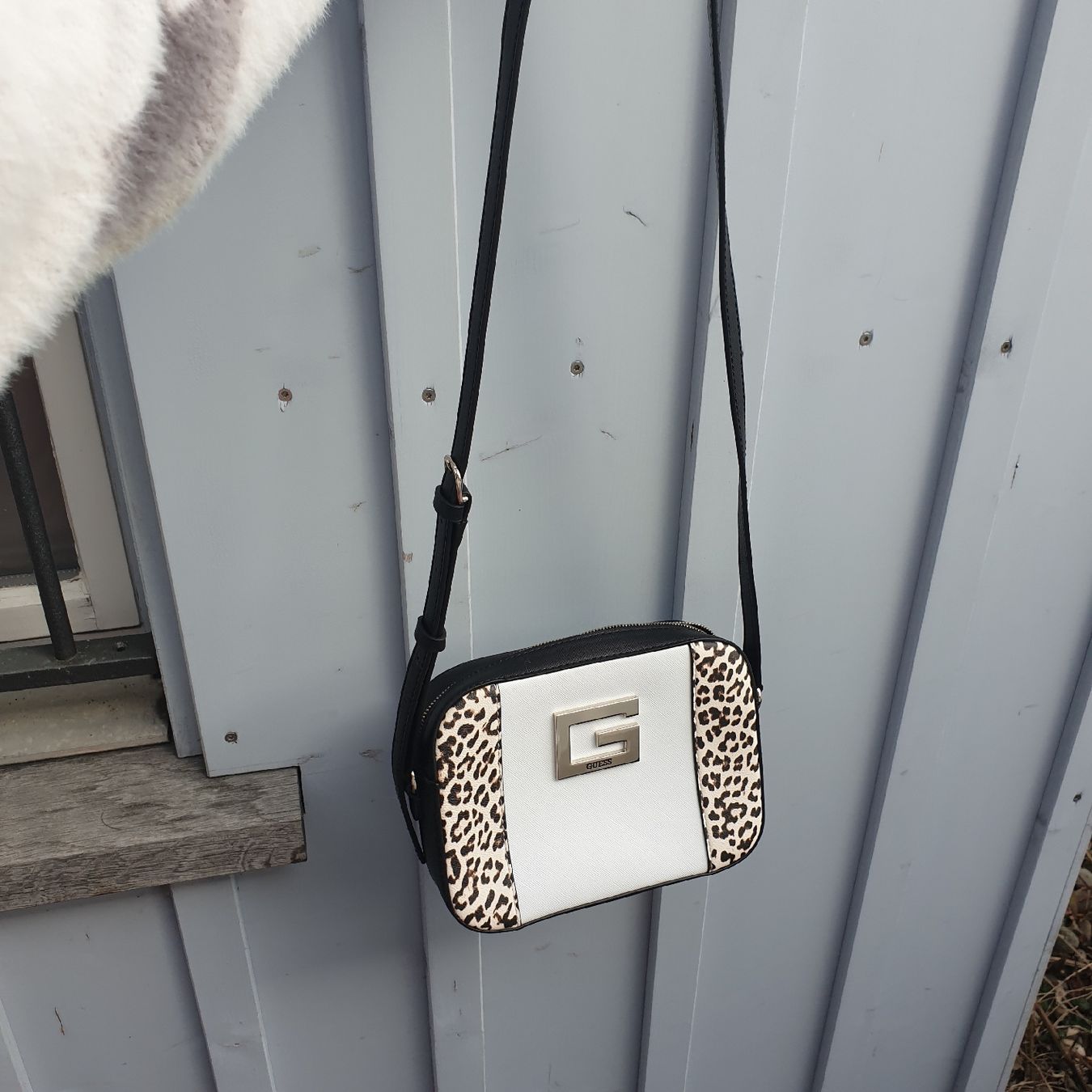Guess Borse da donna: Guess Damen Tasche – Usato da Zihlschlacht venduto da Sun25