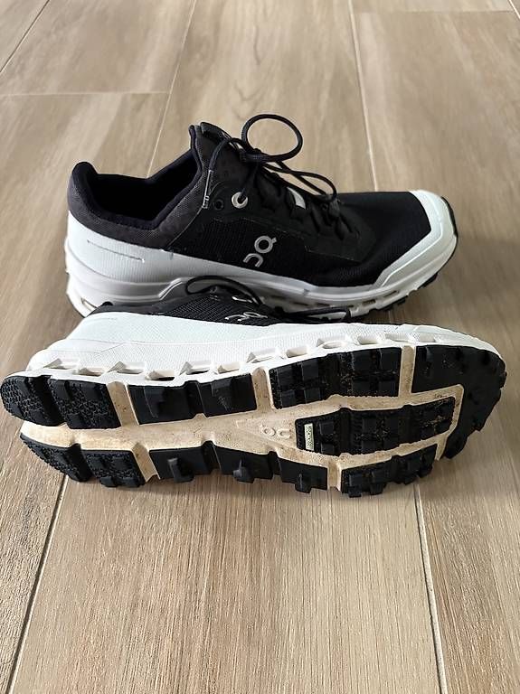 Scarpe da donna: Baskets On Cloudultra femme  – Usato da Pambio-Noranco venduto da Derimey 2