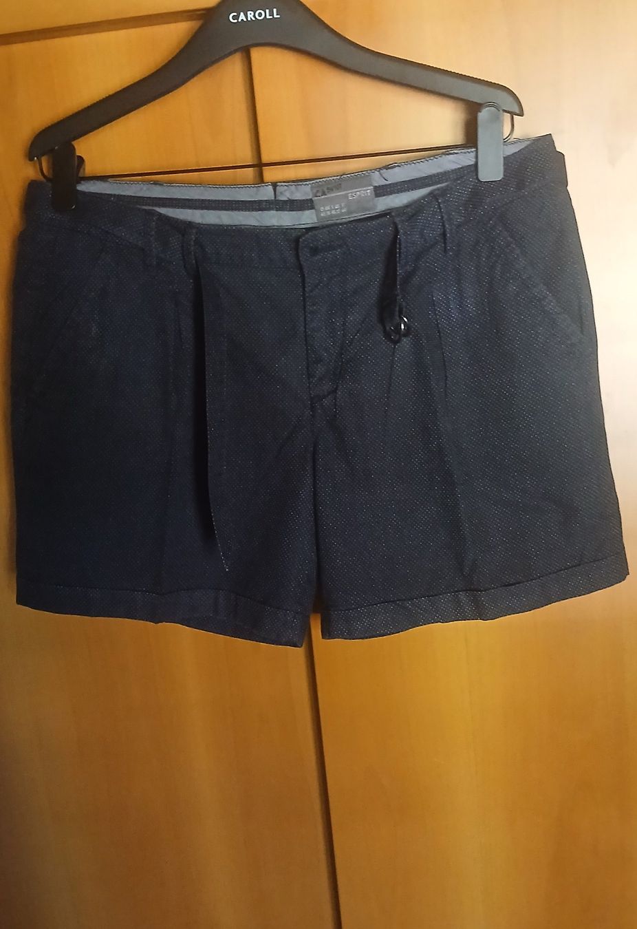 Esprit Hosen: ESPRIT DAMEN SHORT FUNKELBLAU; GRÖSSE EU 42 – Gebraucht aus Villa Luganese von luxlady 6