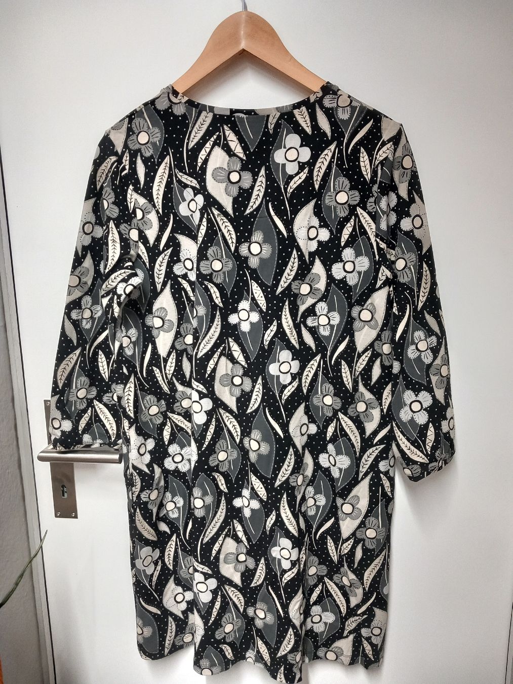 Gudrun Sjöden Kleider: Jerseykleid Gudrun Sjödén Gr.M, Bio-Baumwolle – Gebraucht aus Gwatt (Thun) von umwelt-brocki 2