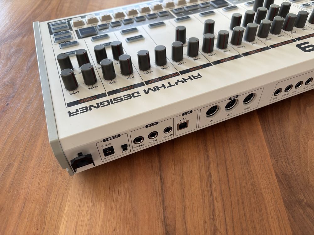 Behringer Strumenti musicali: Behringer RD-9 Rhythm Designer Drumcomputer – Usato da Münchenbuchsee venduto da woodsun 3