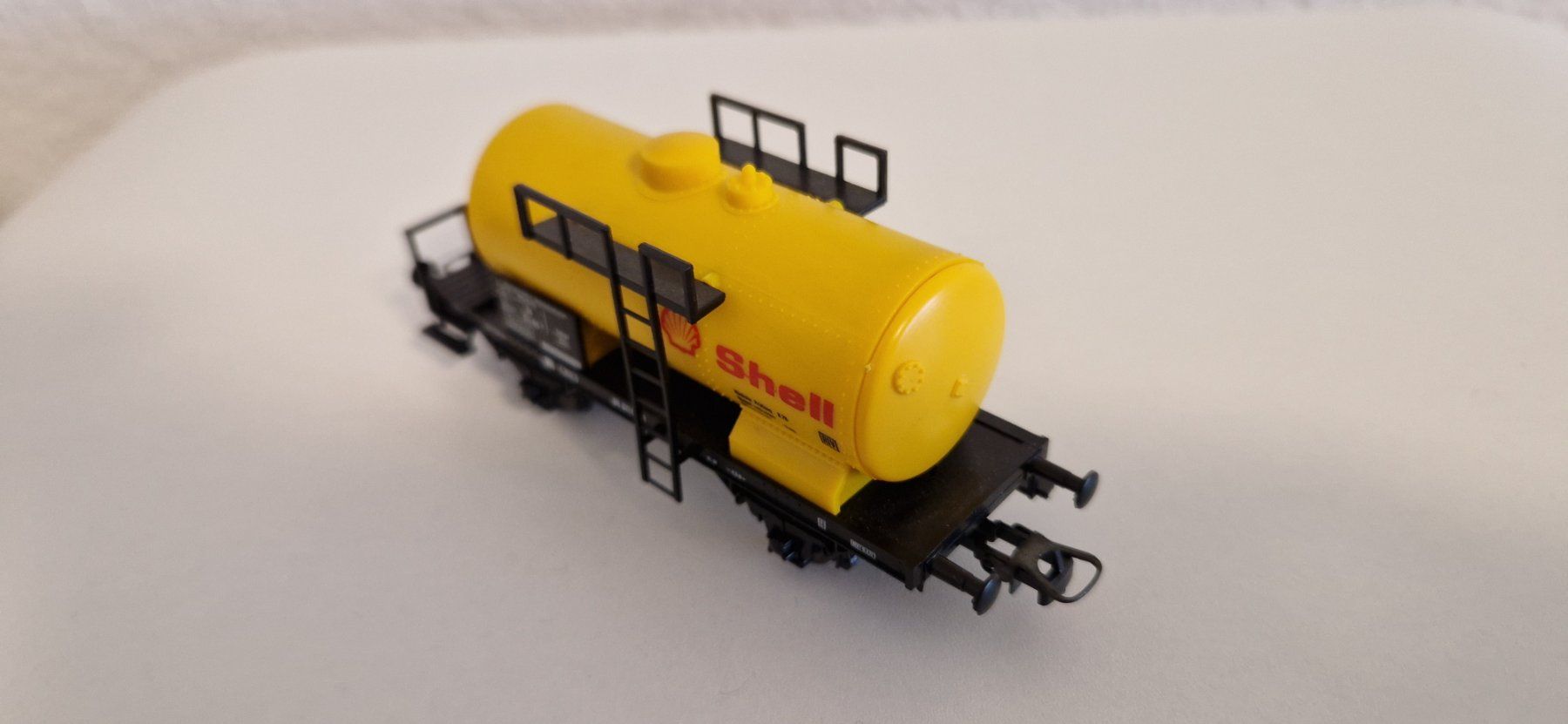 Roco Trains électriques: Roco H0 Güterwagen Shell 4384A – D'occasion à Wünnewil par 1509mani 3