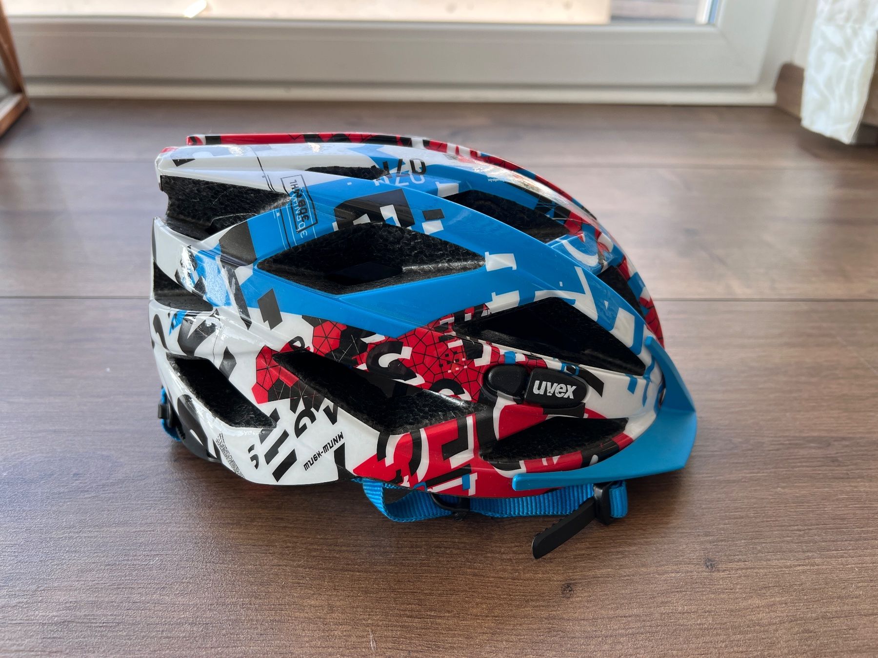 Caschi: Velohelm / Fahrradhelm – Usato da Neerach venduto da Mordilo0 3