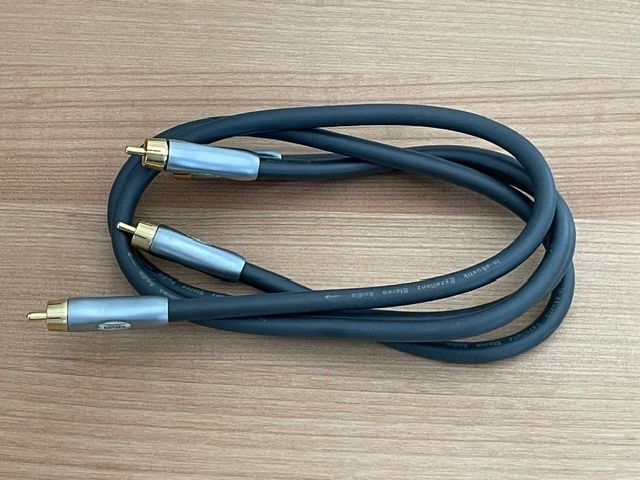 Cavi: CHINCH-KABEL VON INAKUSTIK - 75cm – Usato da Fahrwangen venduto da Swirl2