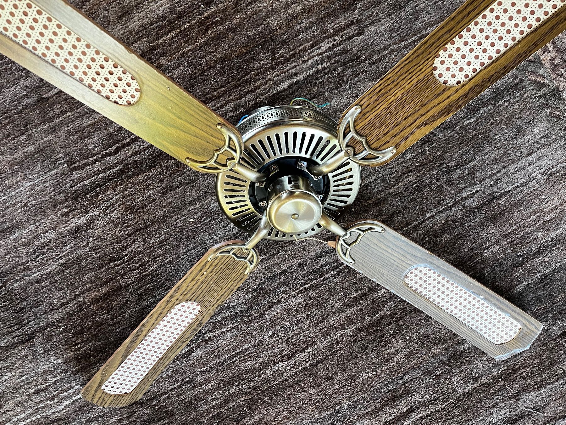 Ventilatoren: Retro Colonial Deckenventilator Messing Rattan 130cm – Gebraucht aus Colombier NE von andpsykz3