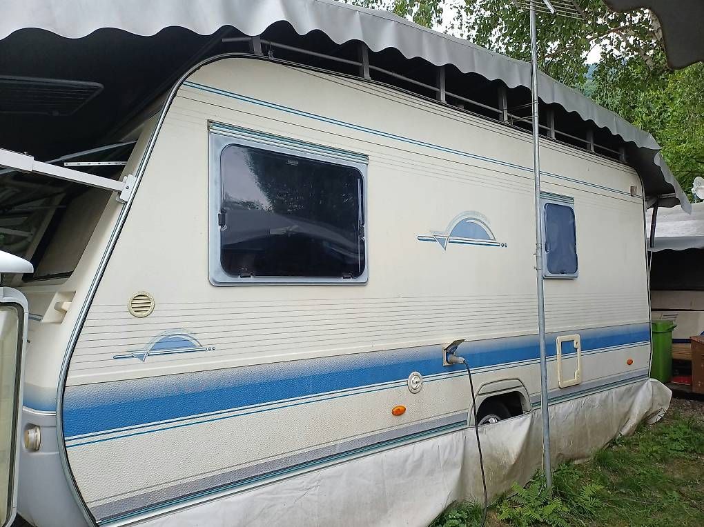 Mobilhome: Adria Wohnwagen Comer See | Komplett eingerichtet – Usato da Locarno venduto da mar_l868 1