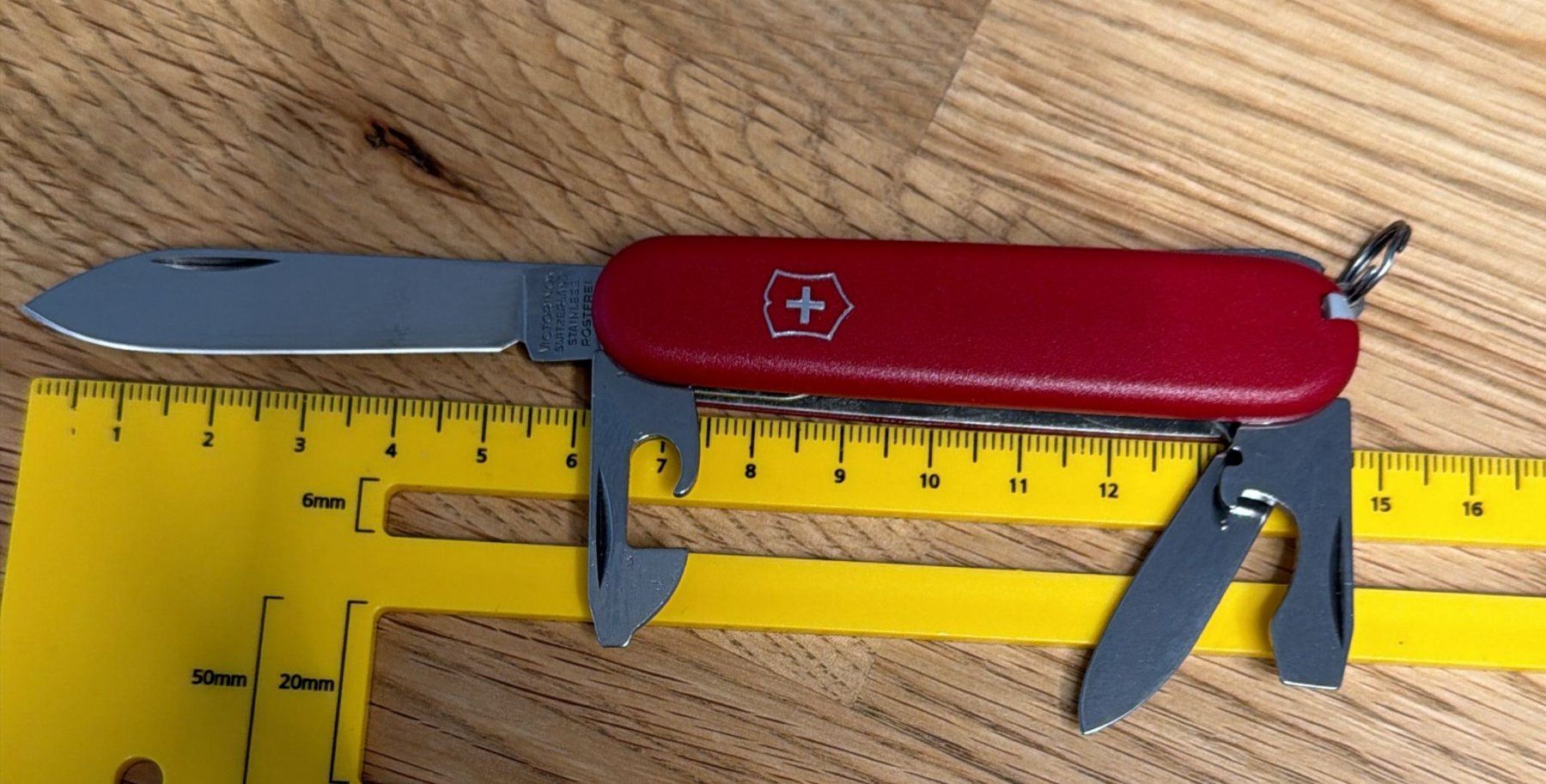 Victorinox Couteaux de poche: VICTORINOX TASCHENMESSER – D'occasion à Zürich par Frei-Occasionen 6