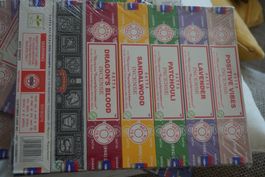 7 Pack Räucherstäbchen Satya Sai Baba Nag Champa Serie
