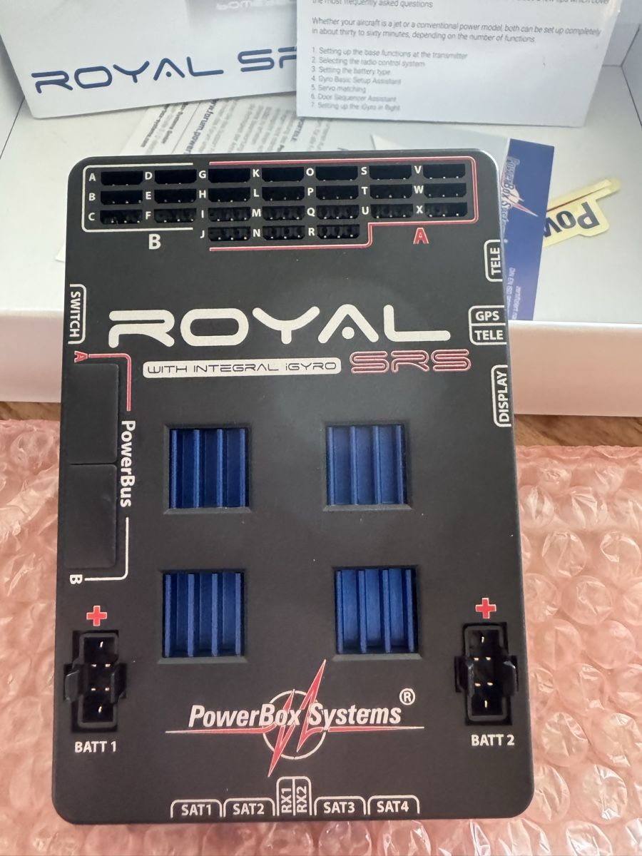 Powerbox Systems Telecomandi: Power Box Akkuweiche – Nuovo e nell'imballaggio originale da Wilen b. Wollerau venduto da Loonyacht 4