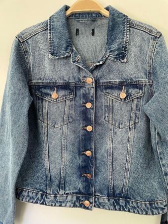 Jeansjacke von  Pieces, Gr. M/L