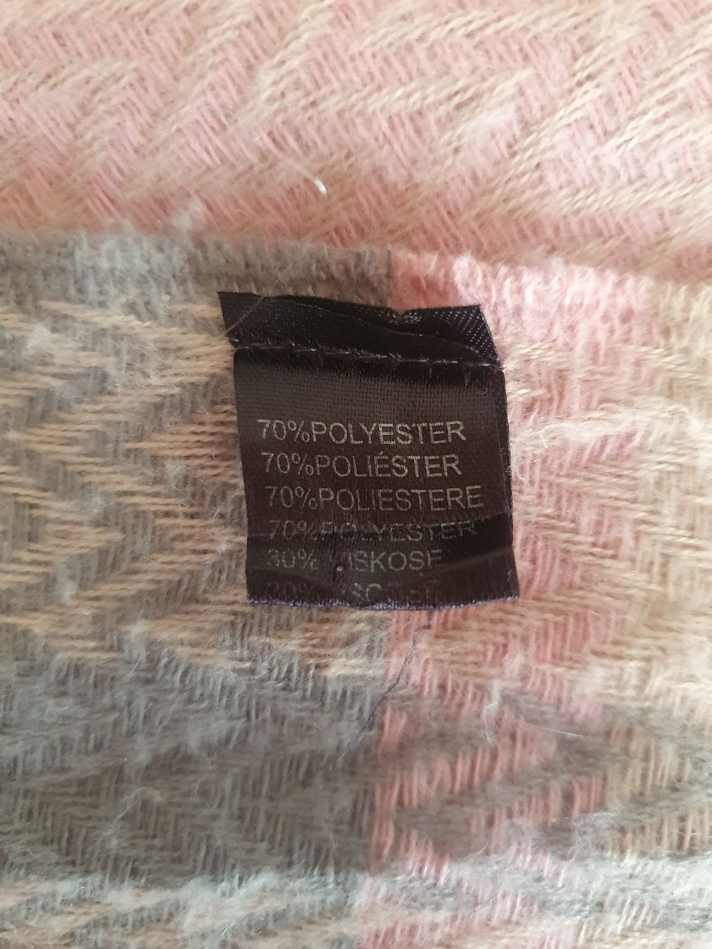Foulard & Sciarpe: Schal oder Sofaüberwurf rosa/grau – Usato da Moosseedorf venduto da Sonnenschein.. 4