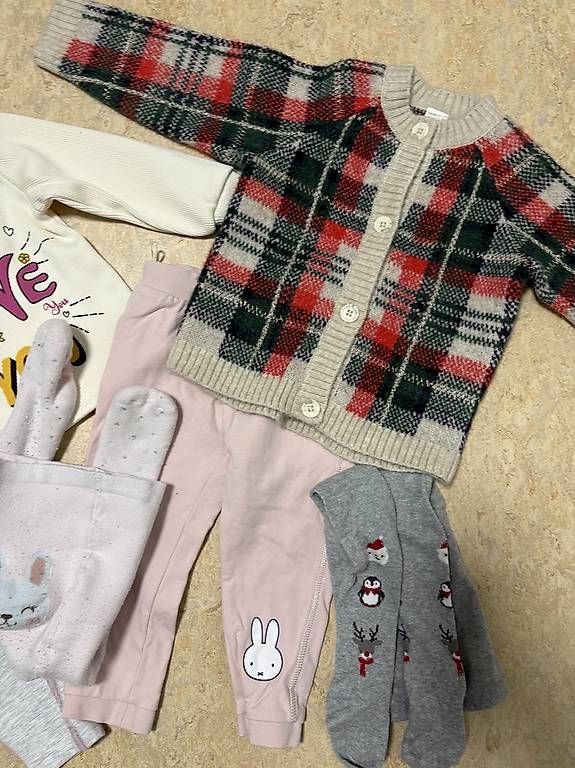 Lotti & Set di vestiti: Kleiderpaket Mädchen Gr.86 – Usato da Pfungen venduto da FloretaK 2