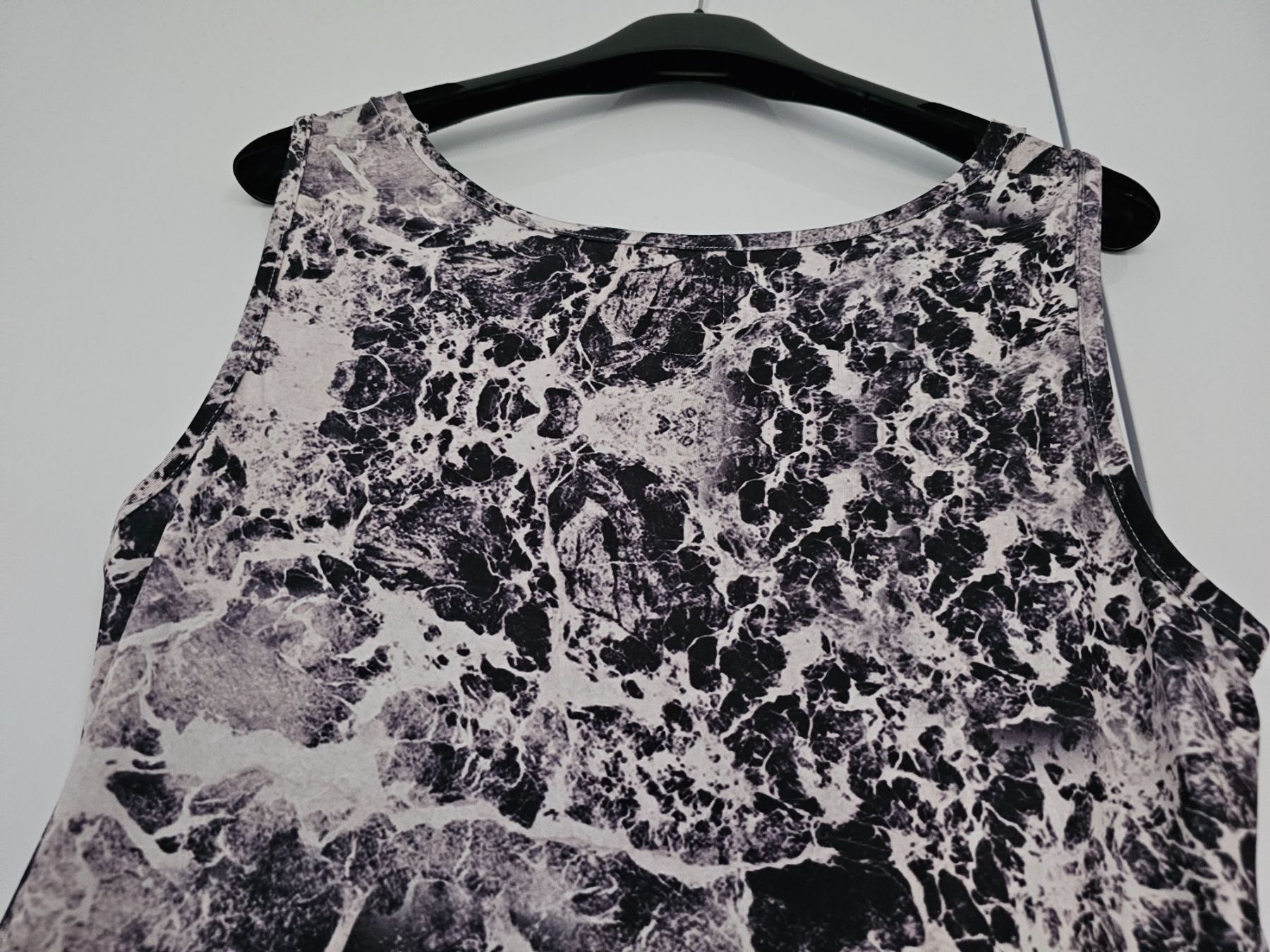 Vestiti: Robe "Nü", Marque Danoise, noire et beige rosé – Nuovo (secondo la descrizione) da Basel venduto da Paloma6261 3