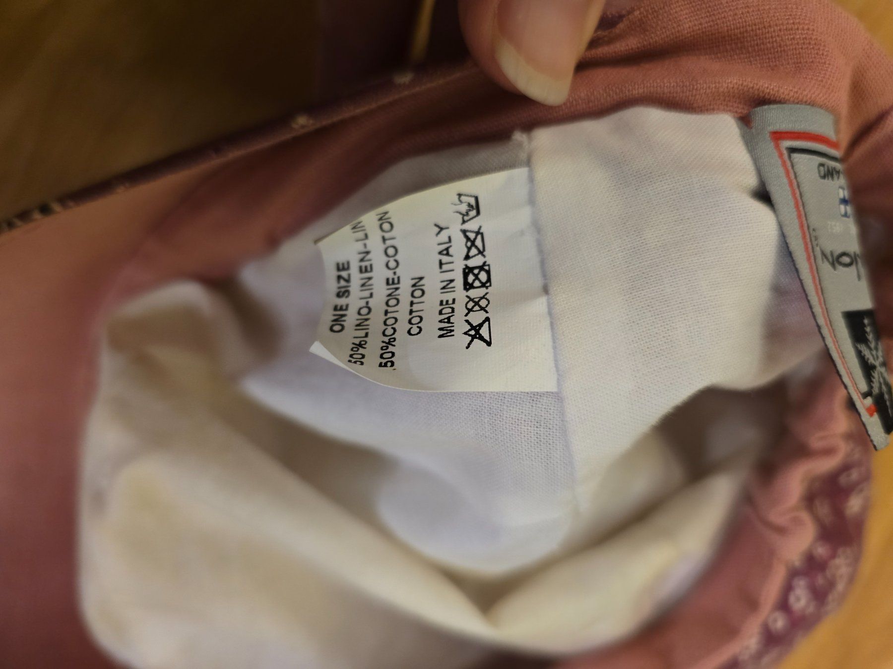 Hüte, Mützen & Caps: Damen Cap mit Blumenmuster – Gebraucht aus Büttikon AG von Amineah 4