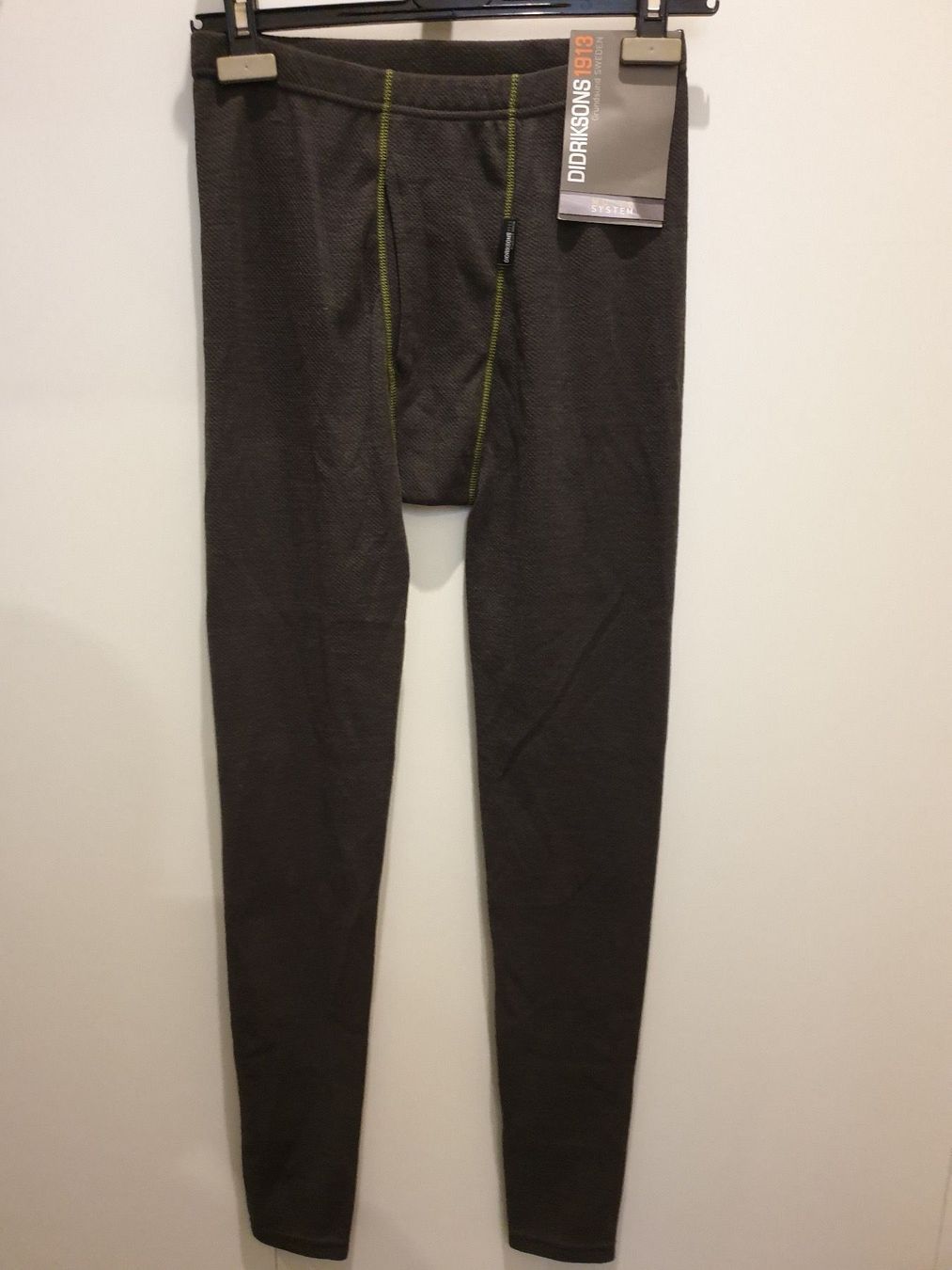 Biancheria intima: DIDRIKSONS 1993 Thermo Unterhose Gr. S nur CHF 25.- – Nuovo (secondo la descrizione) da Zürich venduto da LIQUIDATOR.CP