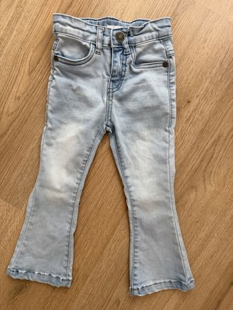 Mädchen Jeans Grösse 92 neuwertig