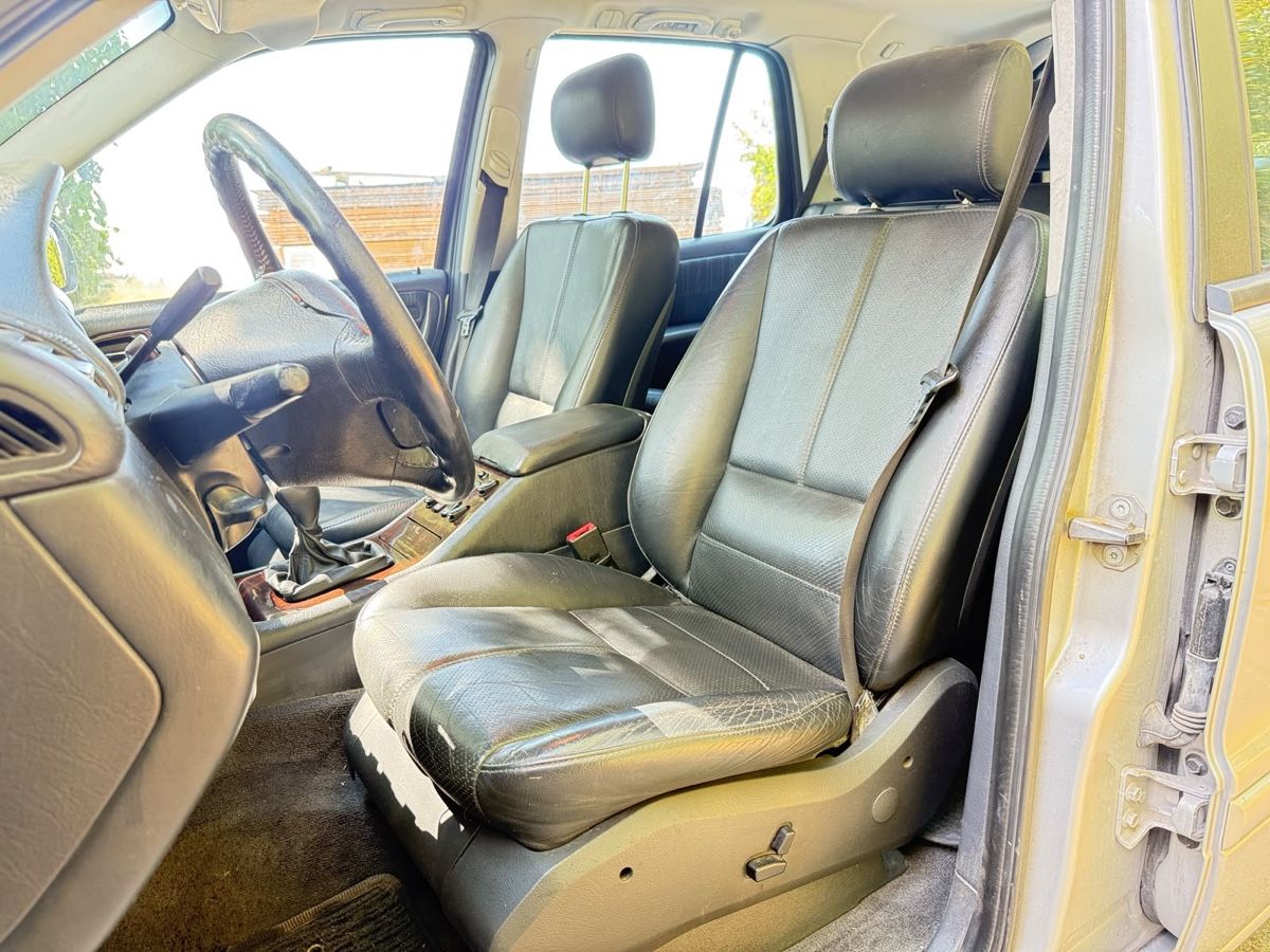 Mercedes-Benz Automobili: mercedes ml 270 cdi handschaltung – Usato da Tschugg venduto da polog41 6
