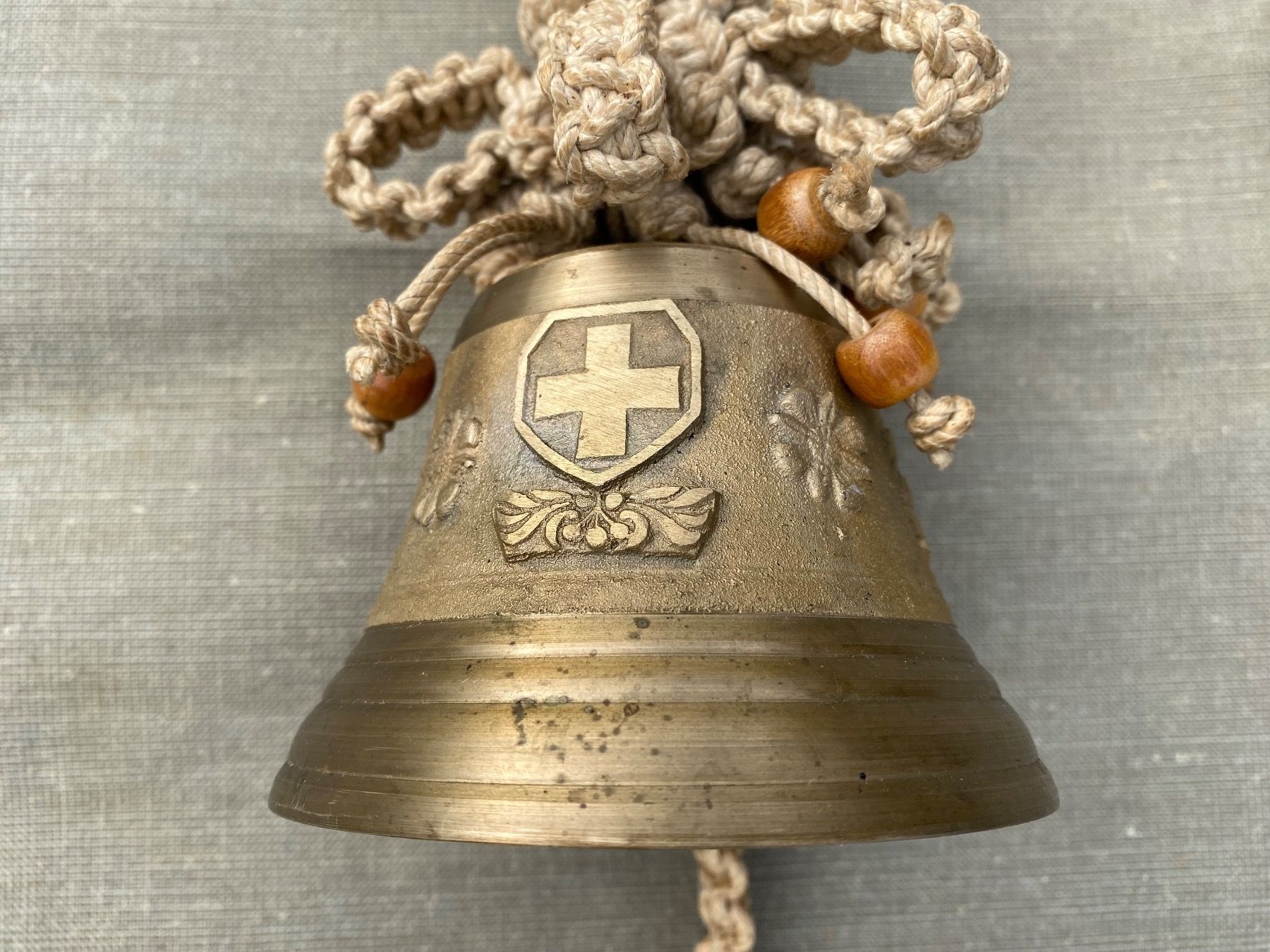 Glocken & Treicheln: schöne Türglocke / Hausglocke – Gebraucht aus Feldbach von Olive1 2