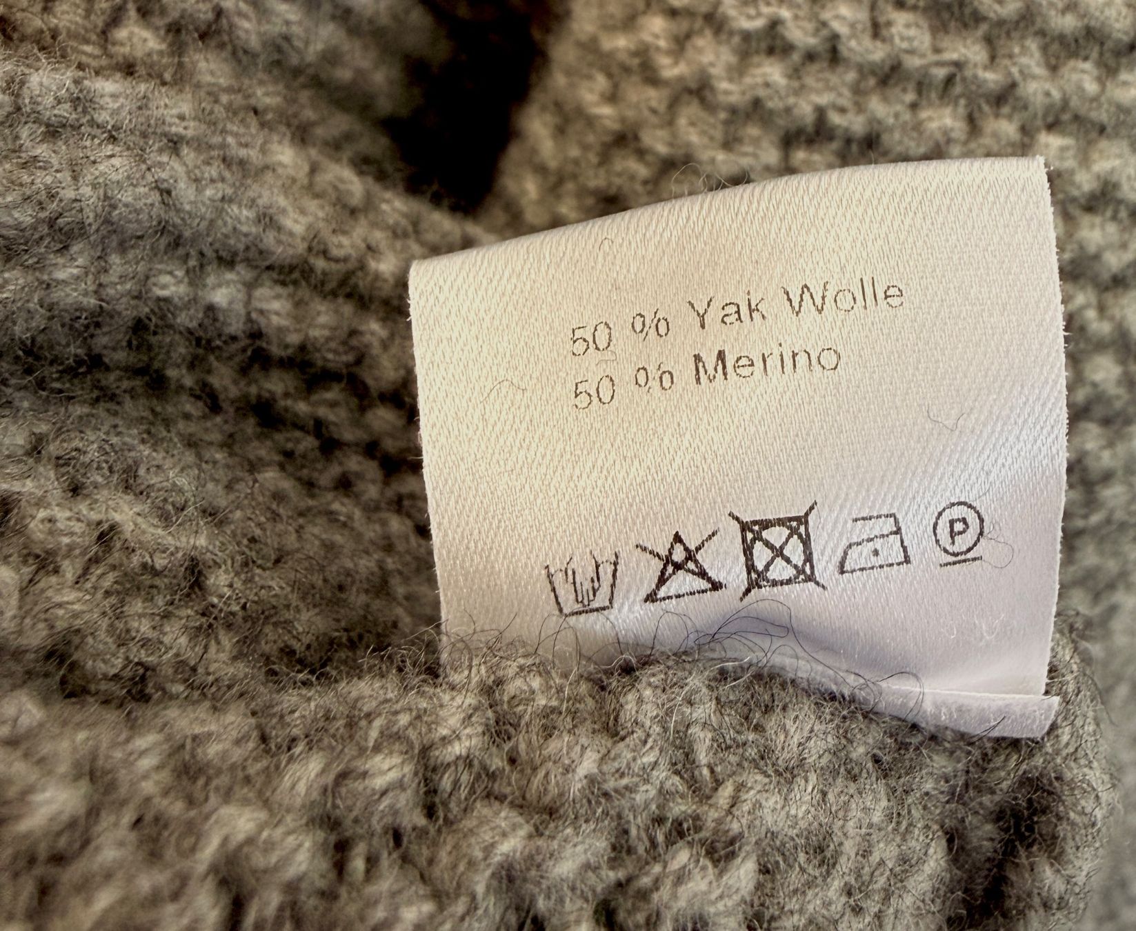Giacche: MellMax Trachtenstrickjacke L – Usato da Wilen b. Wollerau venduto da kar_8vzh 7