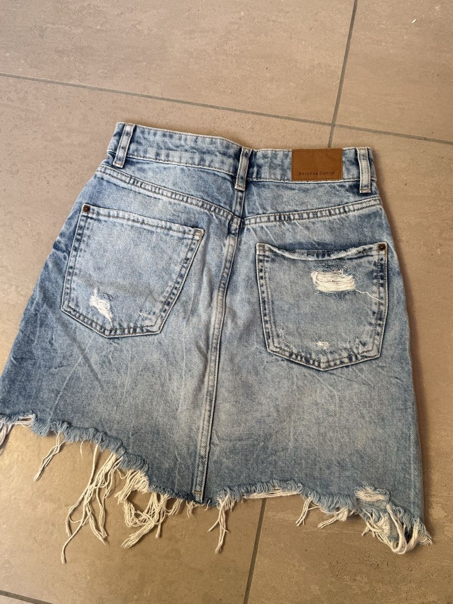 Bershka Röcke: Jeans Minirock von BERSHKA – Neu (gemäss Beschreibung) aus Sigriswil von ck56 1