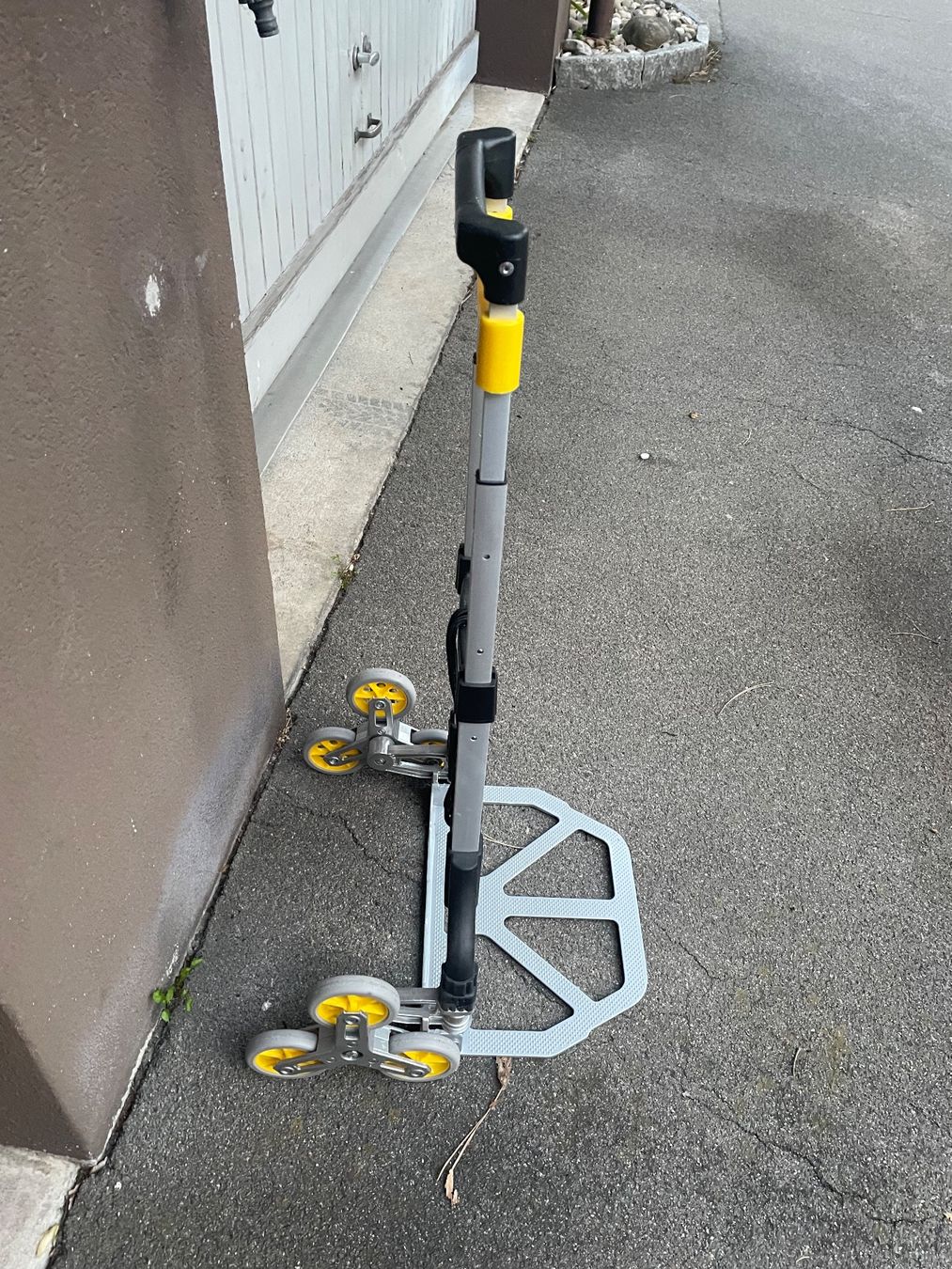 Brouettes: Stanley ? Sackkarre mit 3 Rädern – D'occasion à Dübendorf par rocki07 1