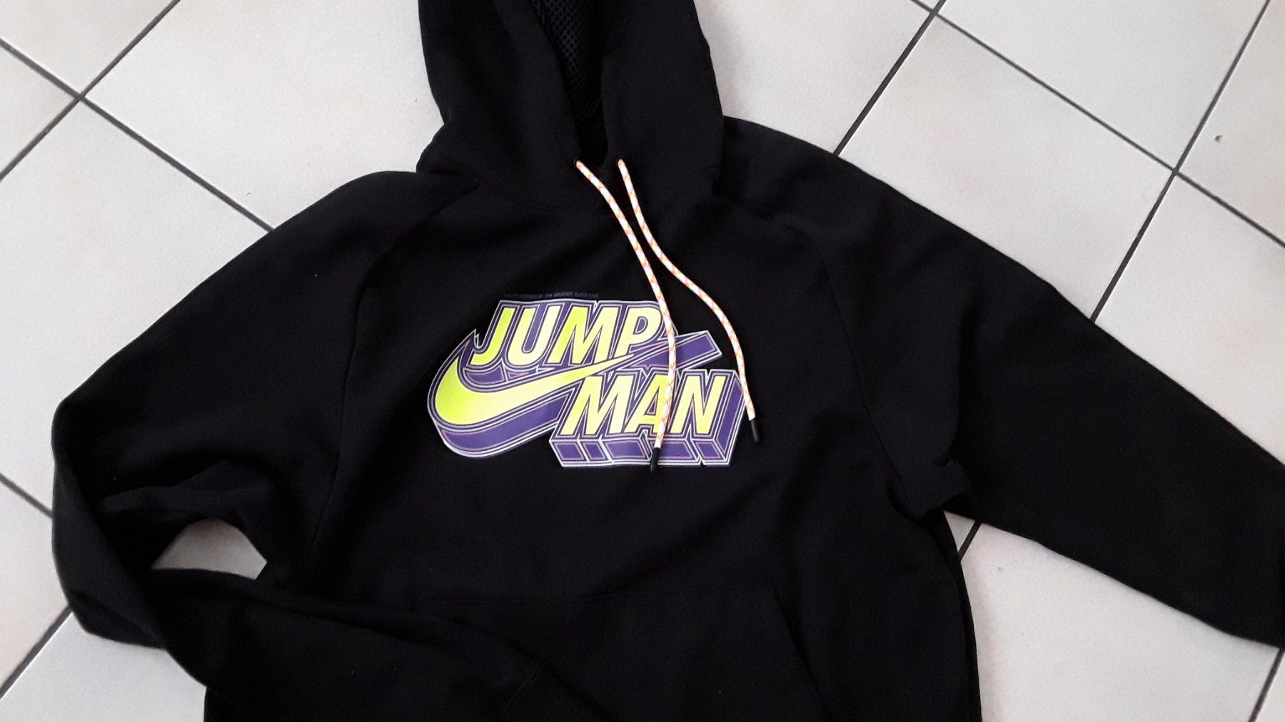 Pulls & Sweat-shirts: Neu Jordan Nike pullover gr M – Neuf avec emballage d'origine à Dagmersellen par L.Ga. 3