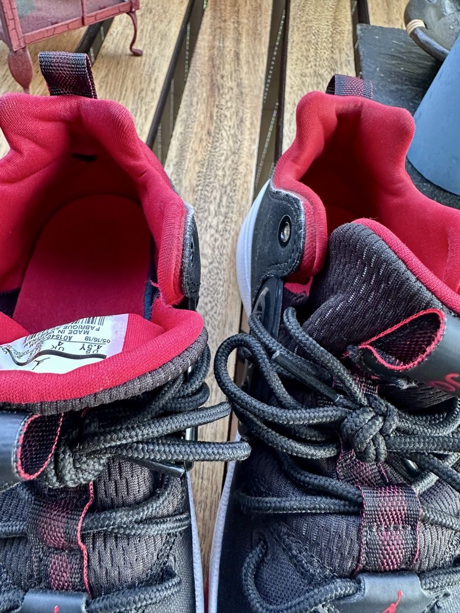 Jordan Chaussures hommes: Nike Jordan Sneakers – D'occasion à Buchrain par SATG 3