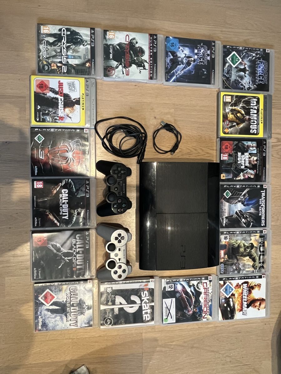 Sony Consoles: Playstation 3 Super Slim, 2 Controller, 16 Games – D'occasion à Windisch par flavikin