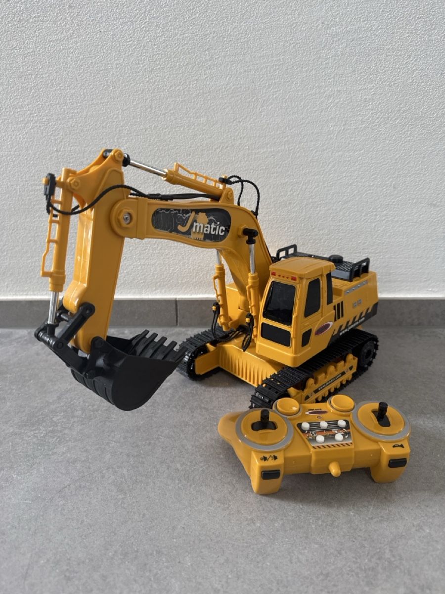 Giocattoli: Bagger JDMatic mit Fernbedienung – Usato da Hettlingen venduto da Mariy555 1