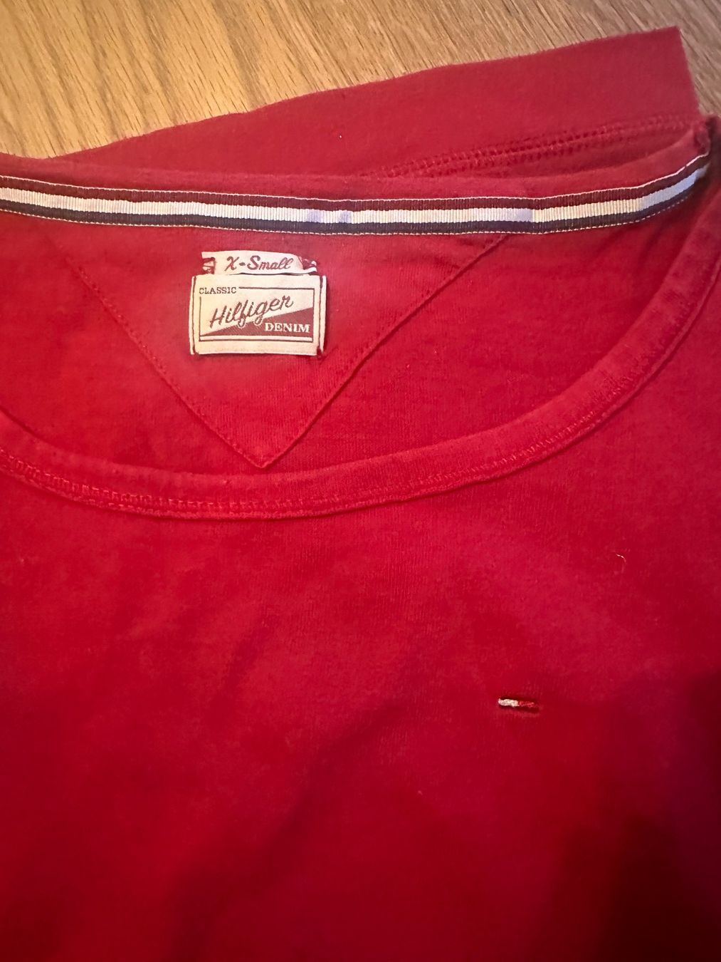 Tommy Hilfiger T-Shirts: Hilfiger Shirt xs – Gebraucht aus Pfaffhausen von Klaras_second_hand 3