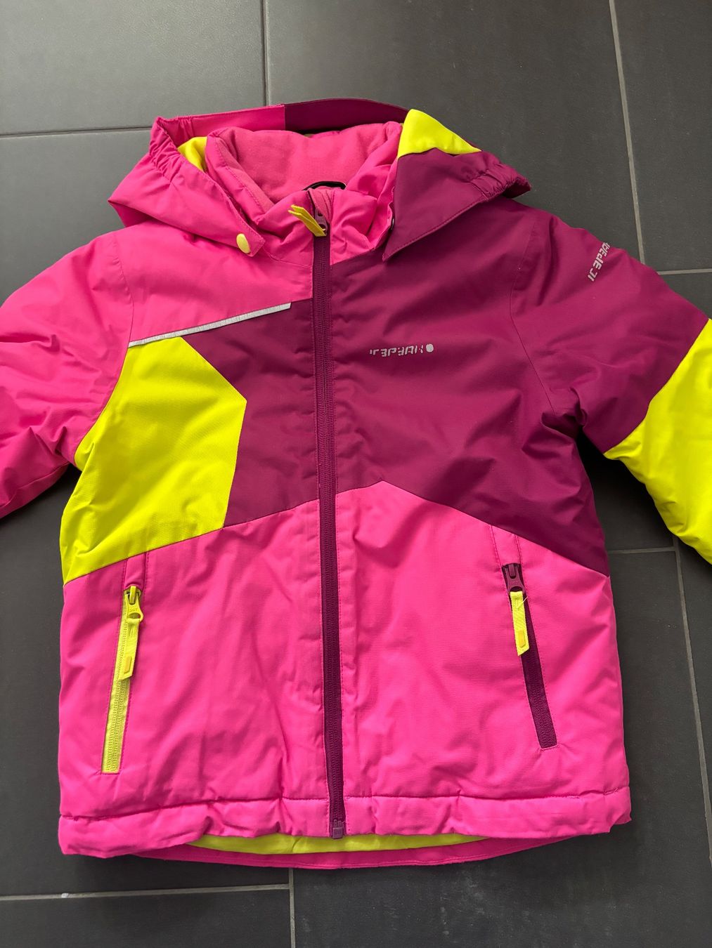 Vestes & Manteaux: Winter-Skijacke Grösse 116 – D'occasion à Niederwangen b. Bern par muidop