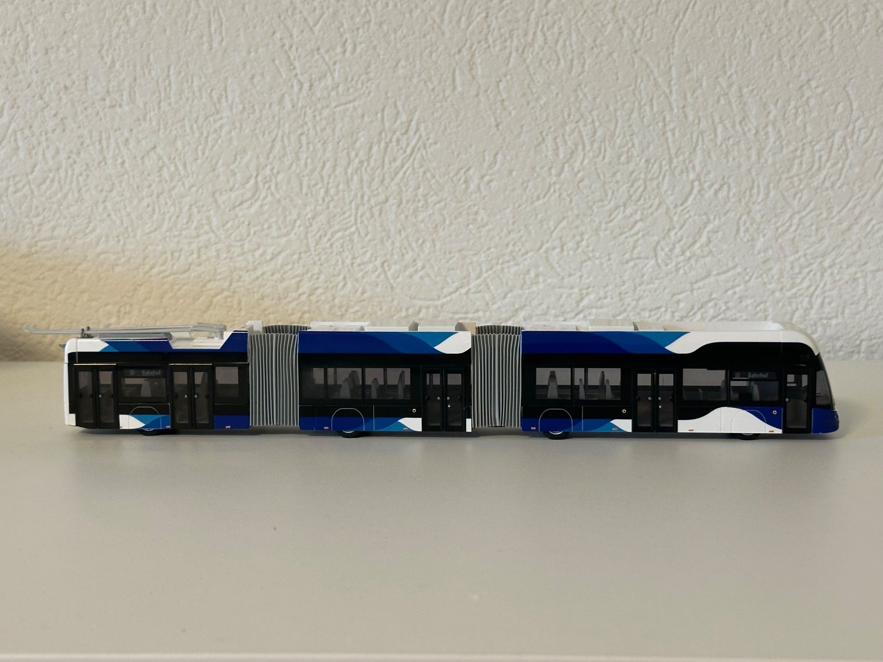 Rietze 77451 Hess lighTram 19 Vorführdesign bei kaufen