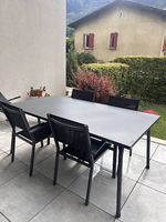 Tavolo da giardino e 4 sedie