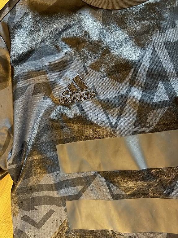 Adidas T-shirt: Adidas gr M Shirt – Usato da Bern venduto da Golem3 2