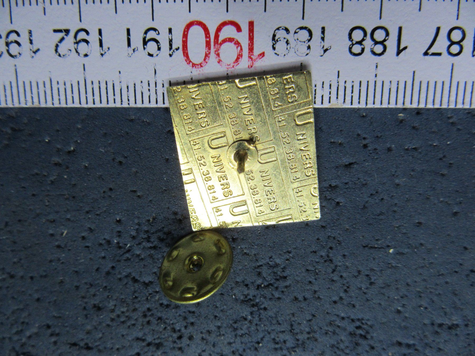 Plaquettes & Badges: VENEZIA GONDOLA PIN – D'occasion à Ettingen par Hausi4711 1