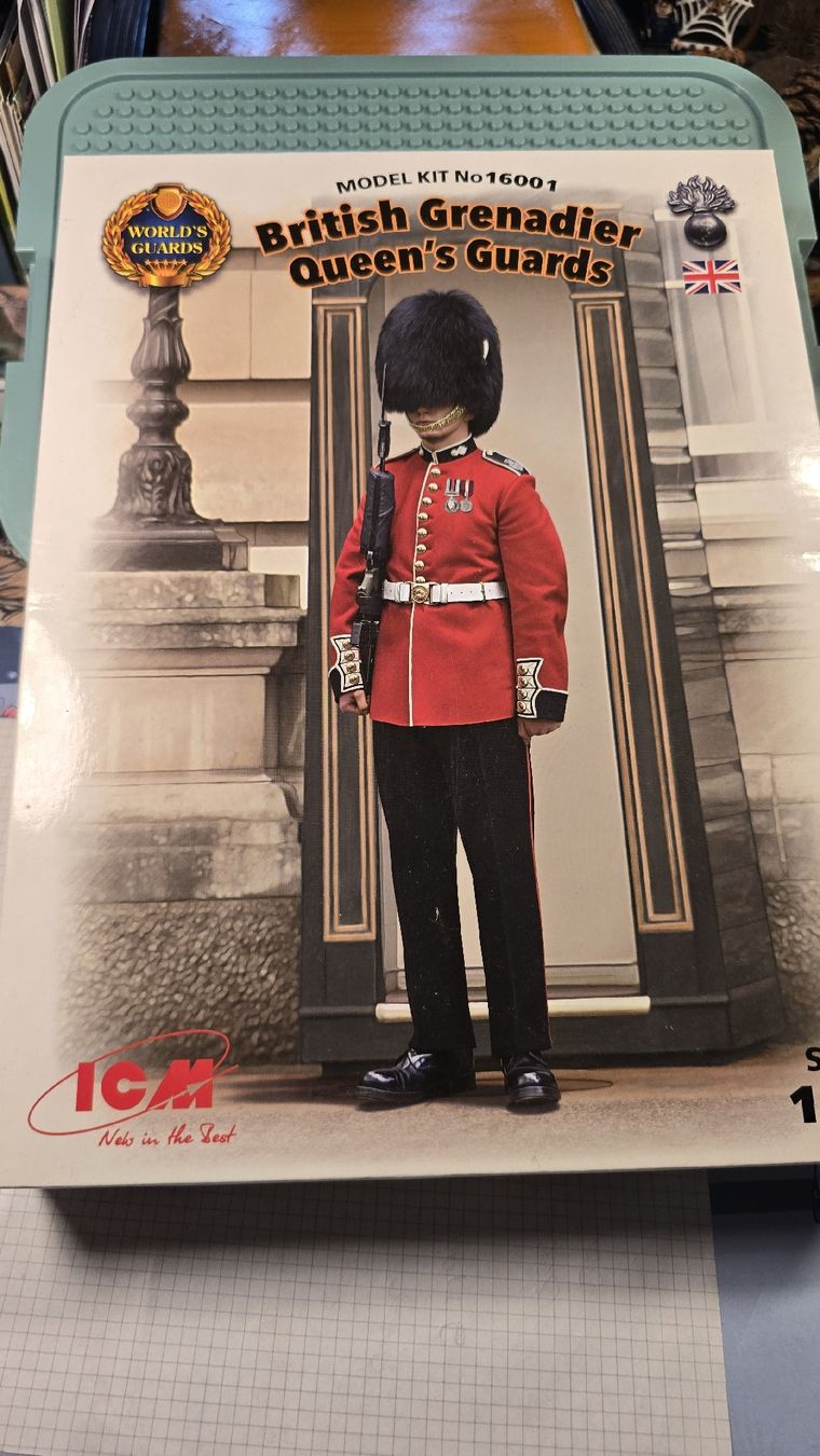 Modellbausätze & Standmodelle: British Grenadier Guards Model Kit 1/16 NEU #16001 – Gebraucht aus Kaisten von Turttel