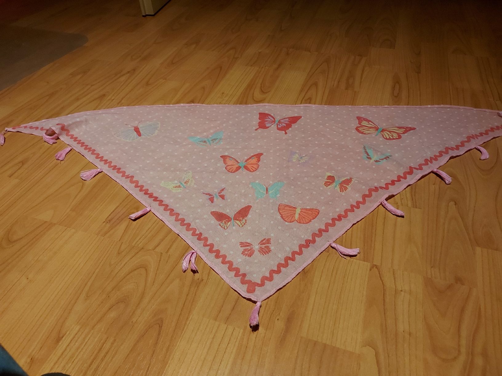 Altro abbigliamento per bambino: foulard enfant – Usato da VUADENS venduto da momy