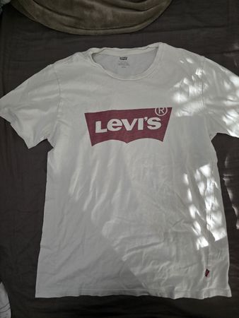 T-shirt Levi's blanc taille S, style décontracté été