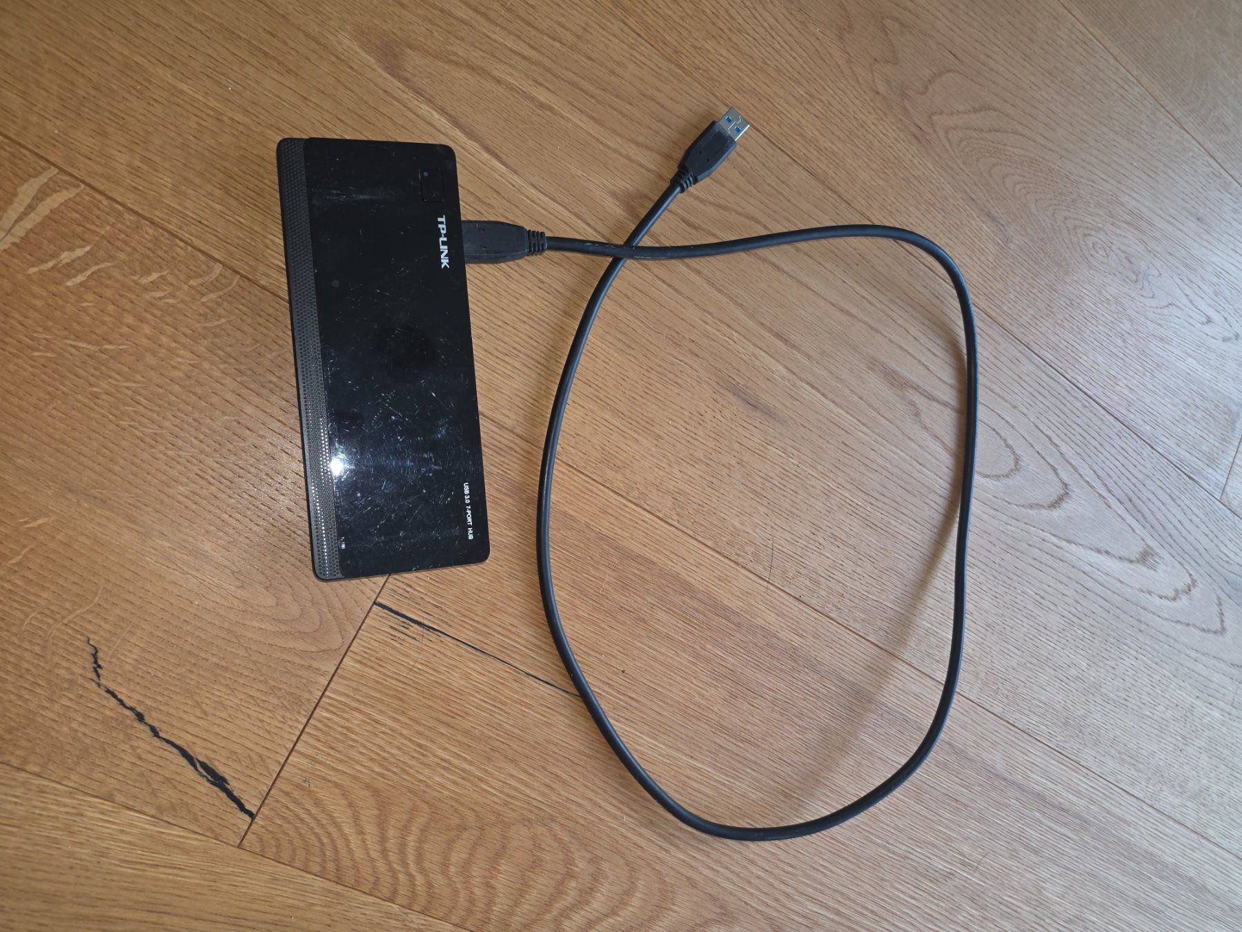 TP-Link Hub & Switch: TP-Link USB 3.0 7 Port Hub – Usato da Märwil venduto da Heubi76