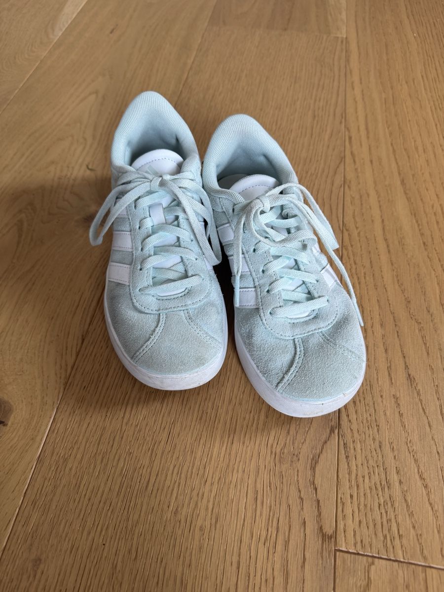 Adidas Scarpe da uomo: Adidas Schuhe, mint, Gr. 34 – Usato da Koppigen venduto da BaBoKo 1