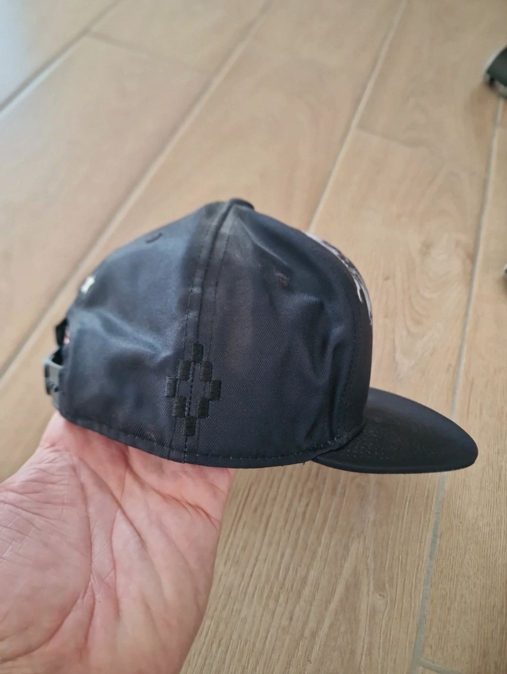 Copricapi, berretti & cappellini: Casquette Marcelo Burlon – Usato da Mont-sur-Lausanne venduto da Didinho 4