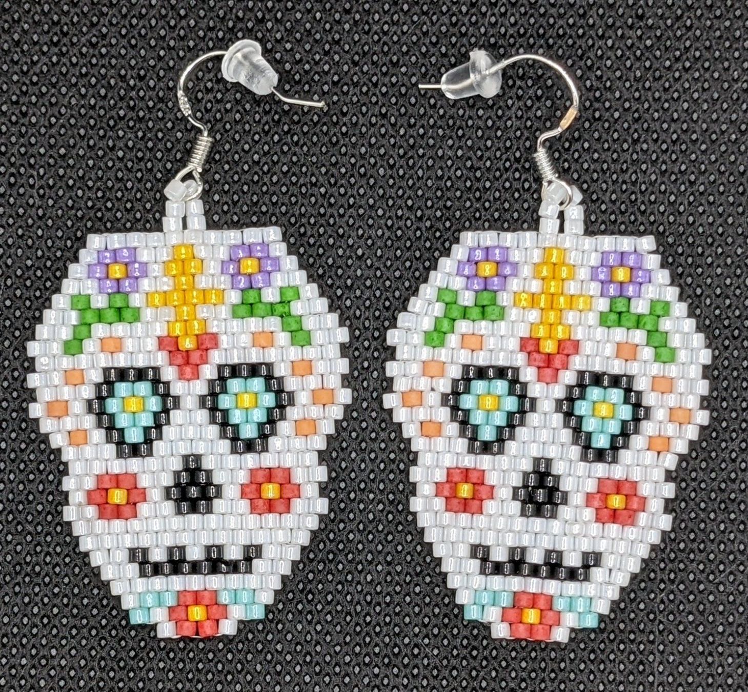 Orecchini pendenti & Orecchini a lobo: Perlenohrringe- Haloween Skull – Nuovo (secondo la descrizione) da Zürich venduto da pisamun