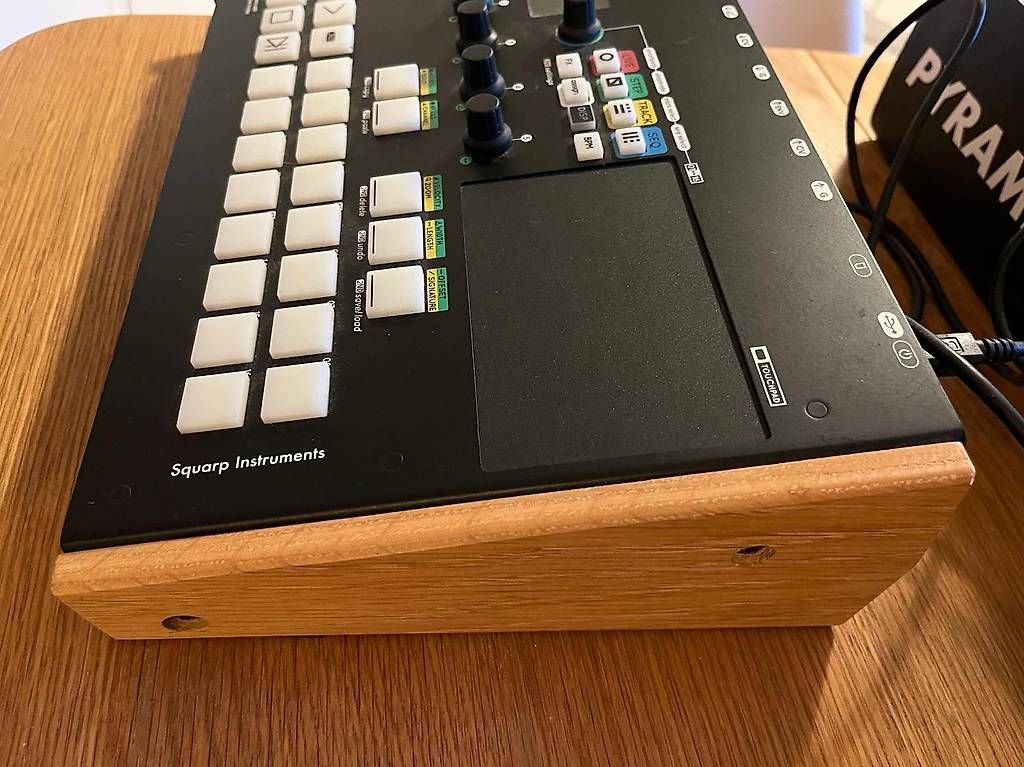 Strumenti musicali: Pyramid MK2 64-track Sequencer by Squarp – Usato da Zürich venduto da LeoGd 1