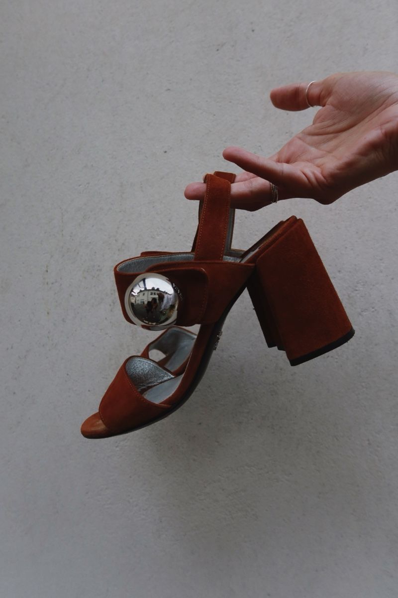 Prada Chaussures femmes: Sandales Prada taille 38 – D'occasion à Lutry par roxypoxy