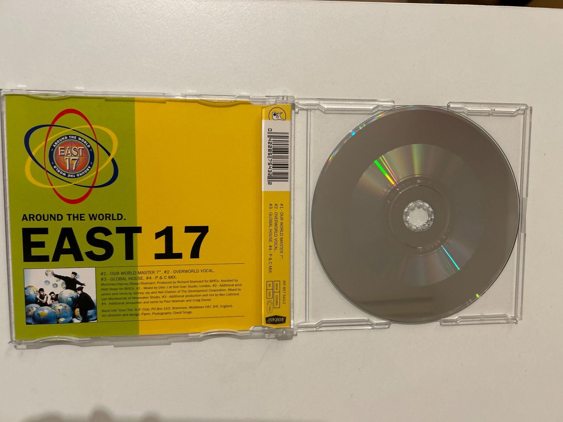 CDs: CD- East 17- Around The World- CD Single Maxi – Gebraucht aus Guntershausen von Gloominati 2