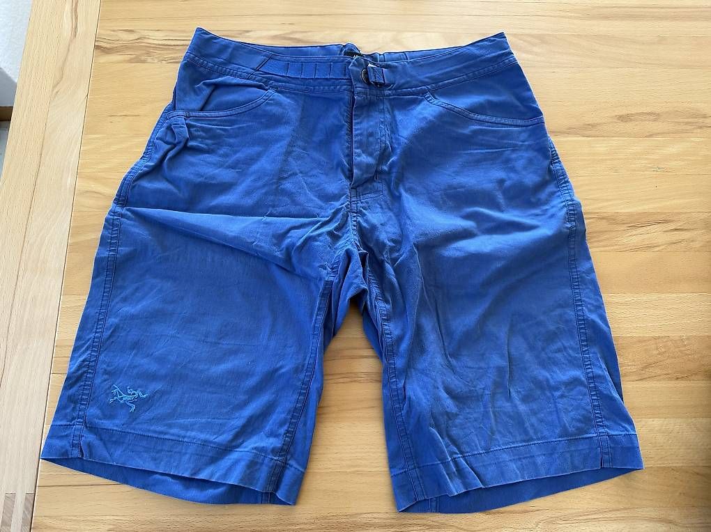 Arcteryx Pantaloni: Arcteryx Shorts – Usato da Uster venduto da Roth44