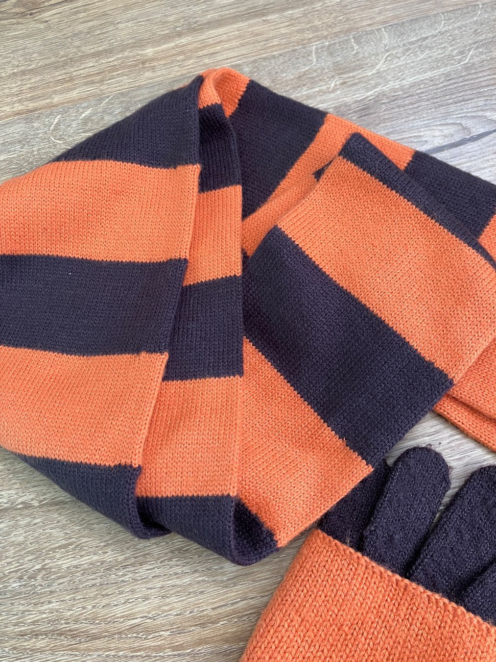 Foulard & Sciarpe: Winter Schal/Handschuhe – Usato da Brugg AG venduto da Magna3 2