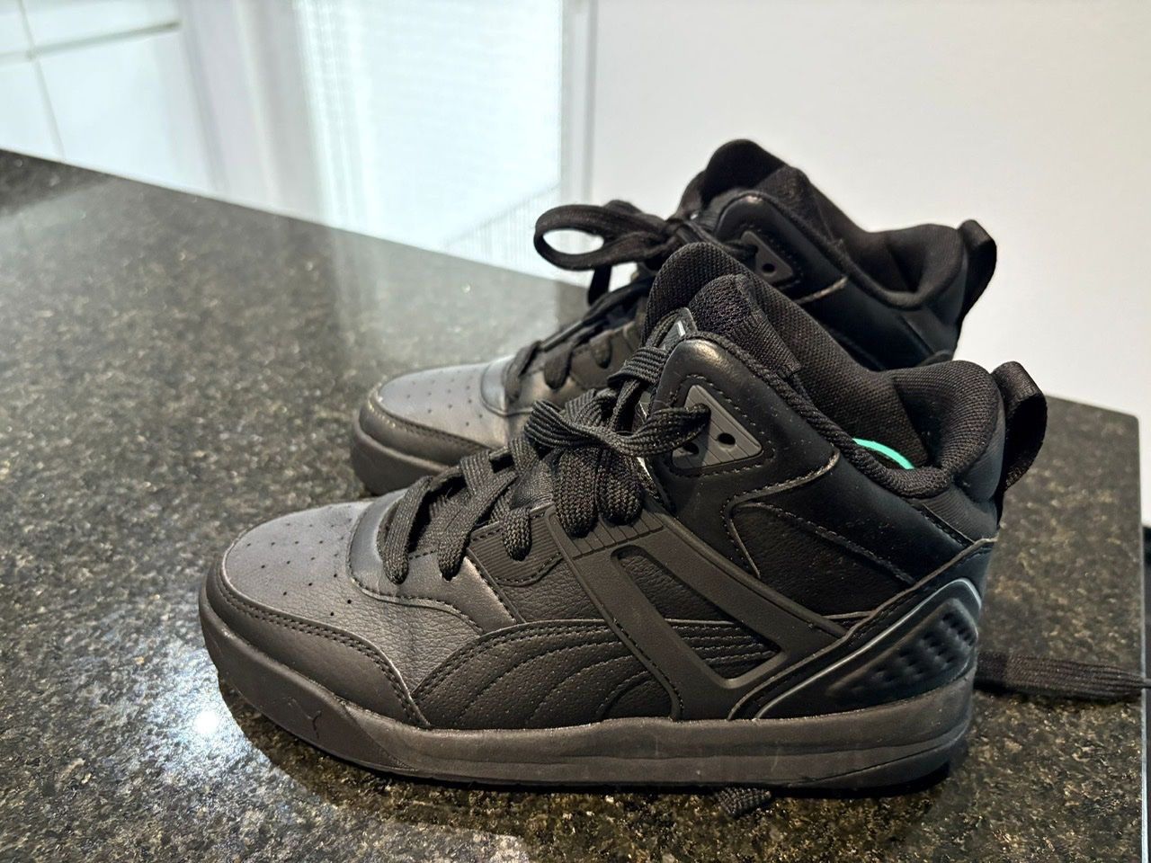 Puma Scarpe da donna: Sportschuhe – Usato da Jonschwil venduto da Dr.MeganHunt